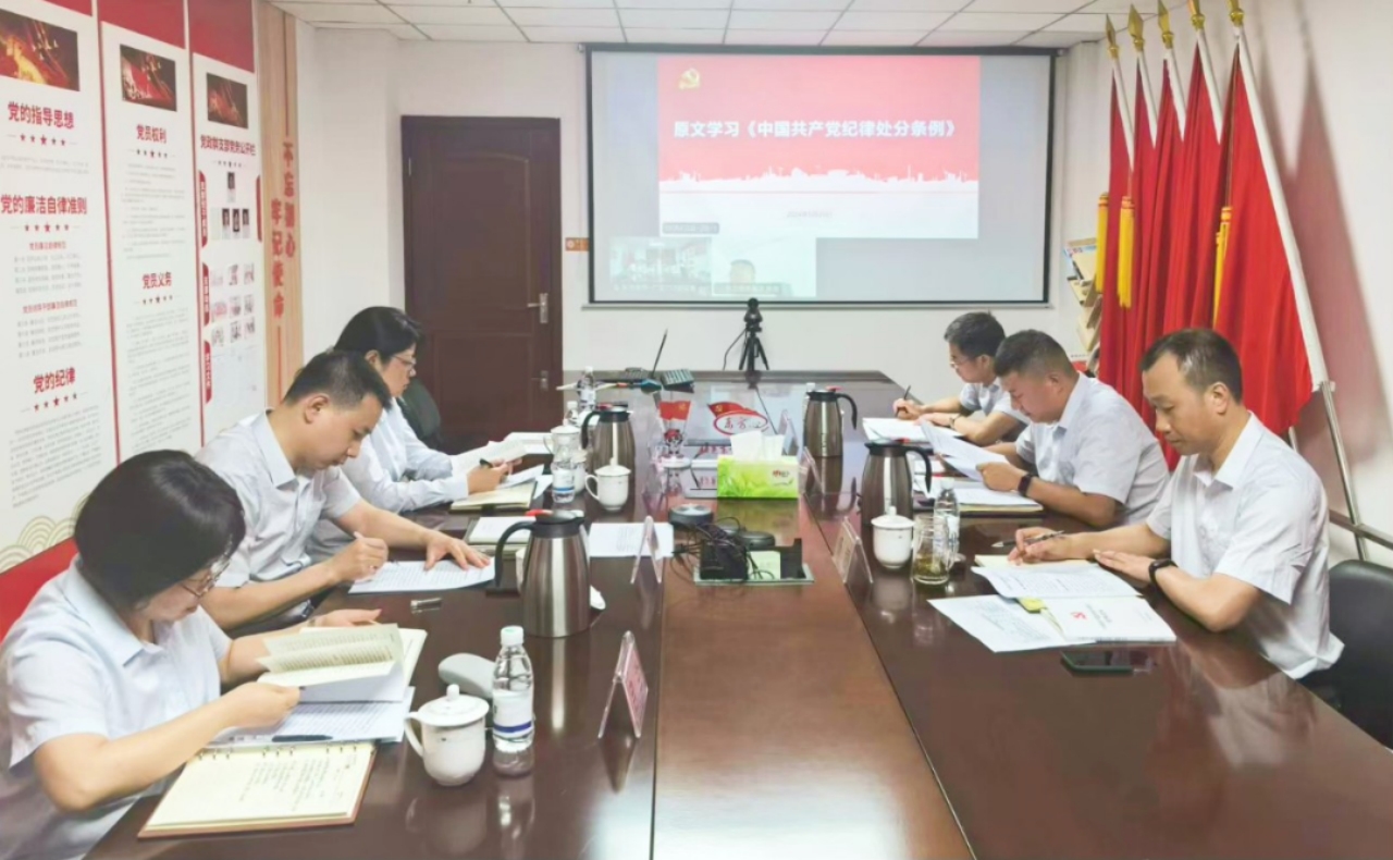 77B78F12D0A35B5BDB3929E41A1_2855A8FD_7378D