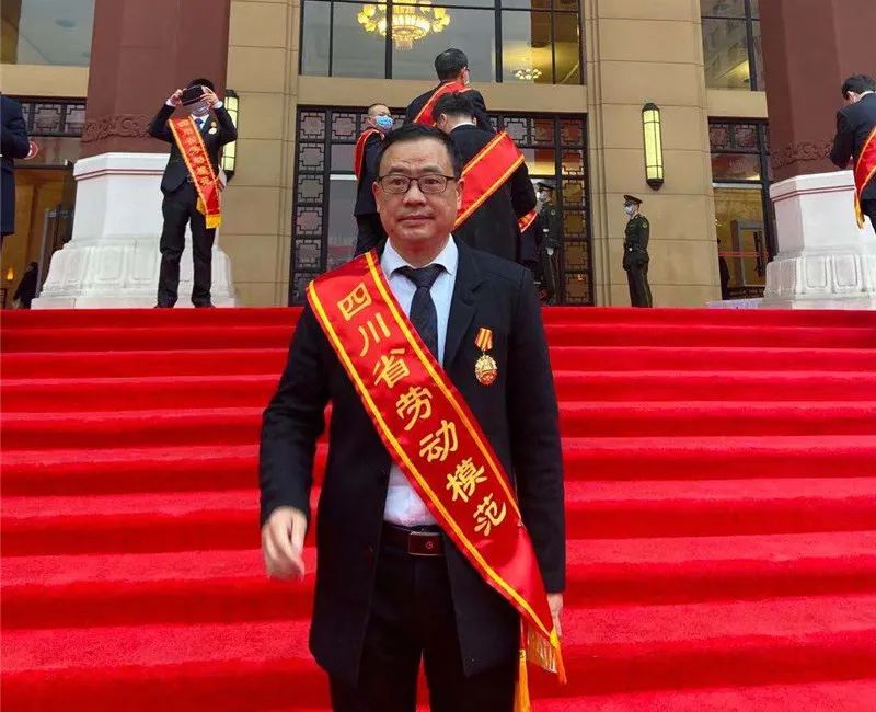 14535F8A5F1F5CAD19E5474529C_958C510B_14D4C