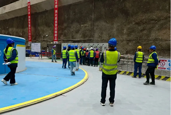 B7D64DAF82887E5EF2C041FDE90_E466C699_CAC73