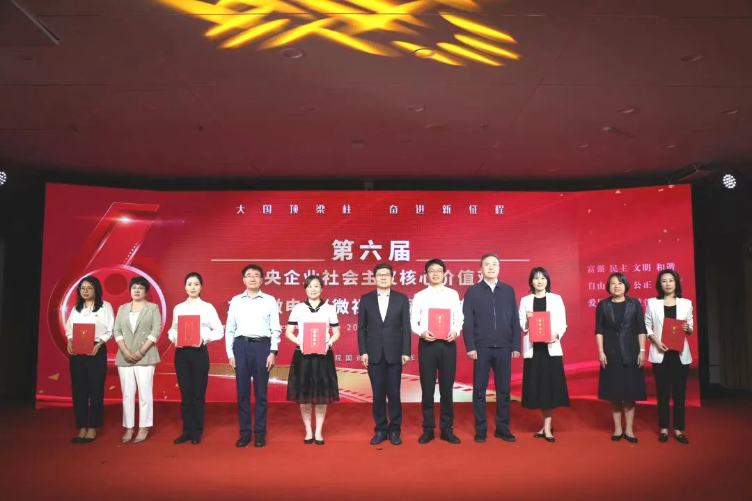 AE1287E403F667B5BB18F0CE509_68D85096_95824