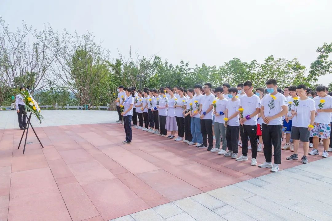 C65C93FB3C47D5DCE602439541F_FB7CF5B8_20EF7