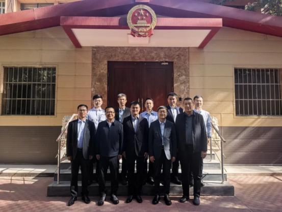 A52704C35F5CBB9DE3B73DD38BD_8E7F4266_E099B