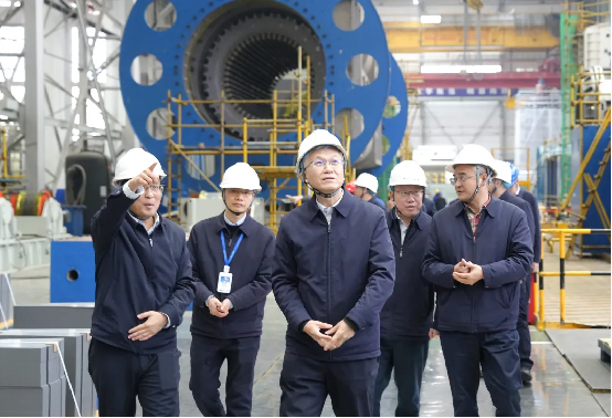 E90143BEFB2E9DF2C5B5665DF05_25C20E04_CCF28