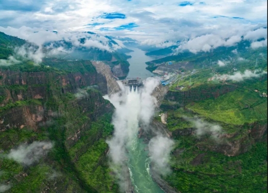 0B2F101B219340E028D6027EE54_CFCD65B5_2BEA3