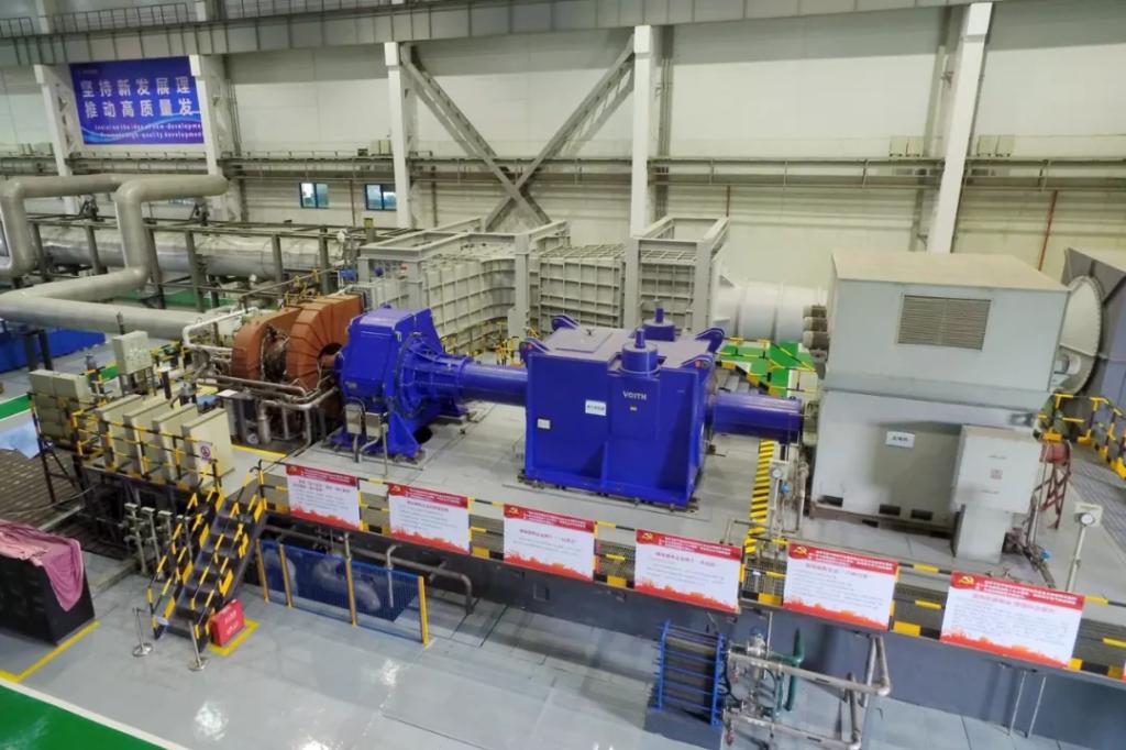 E9143F1C07ABAB771DE89E74EA7_496EBF79_18DA8