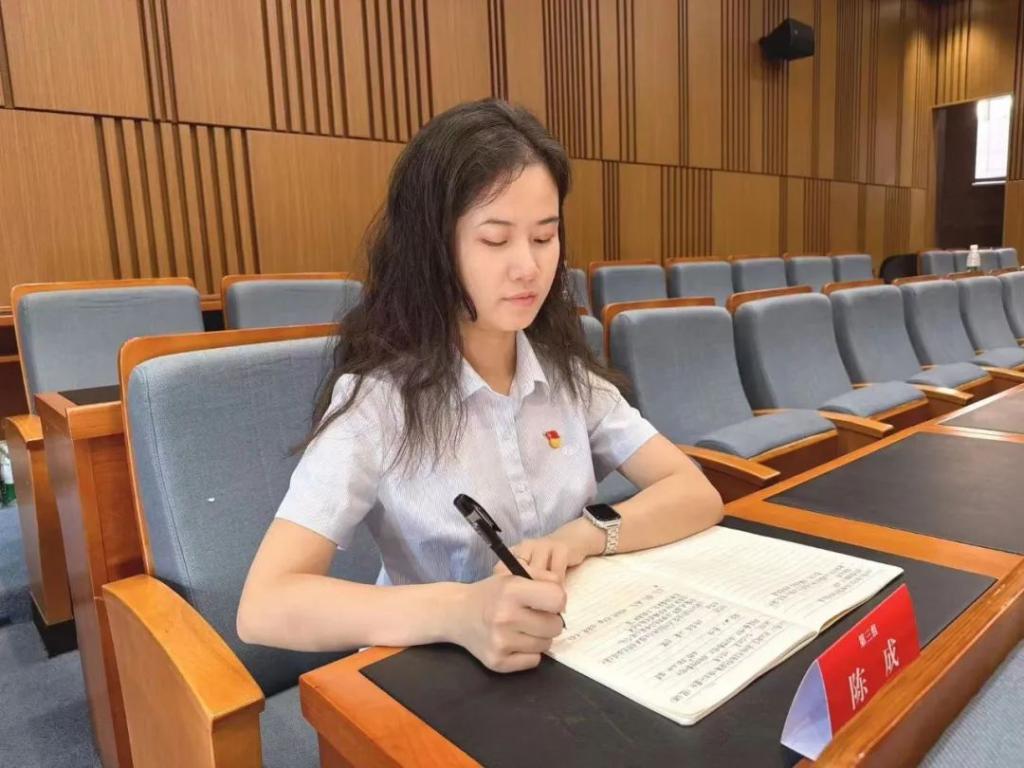 D75858482E41BC67996AFDB5A28_5917EB27_16B18