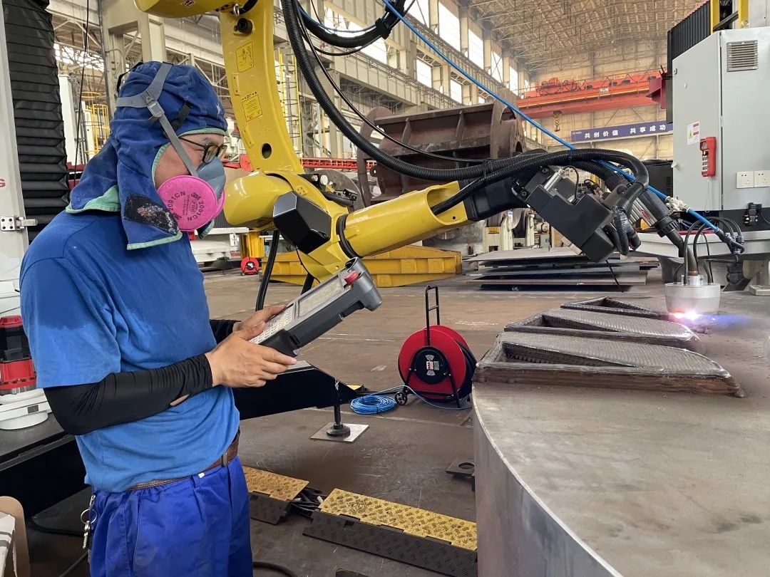 C463E8F2726326C3480B16A89AF_4A2C0B29_2E589