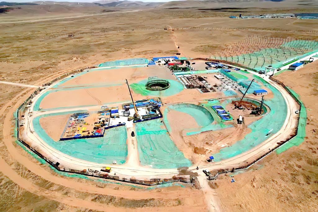 72389B2FD44F08915B7D73BCB49_220E50C0_2707E